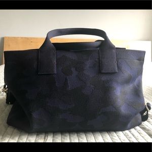 Rothy’s Midnight Camo Overnighter Travel Bag EUC